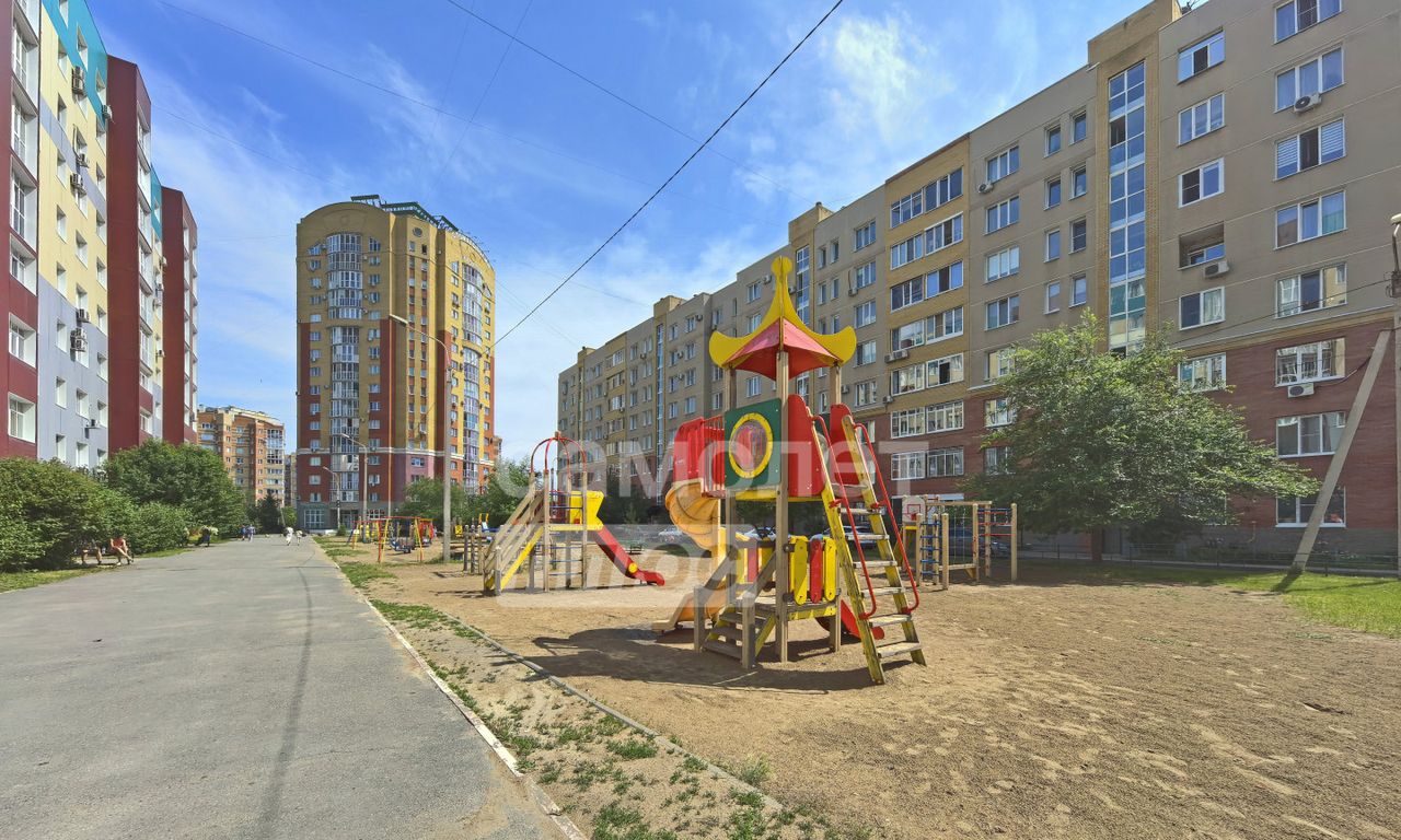 квартира г Омск Континентальный б-р Архитекторов 8/1 фото 24