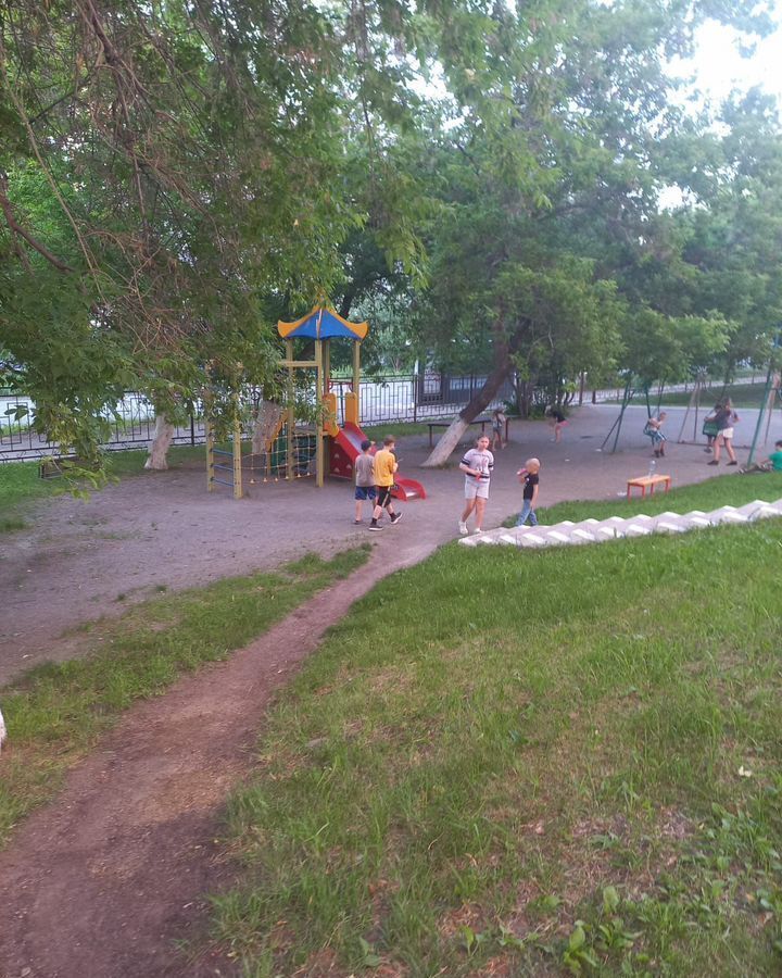 квартира г Челябинск р-н Металлургический ул Балканская 1 фото 14