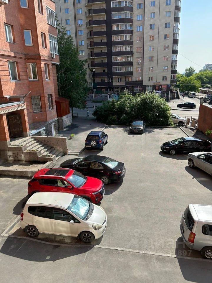 квартира г Новосибирск р-н Дзержинский ул 25 лет Октября 8 фото 16