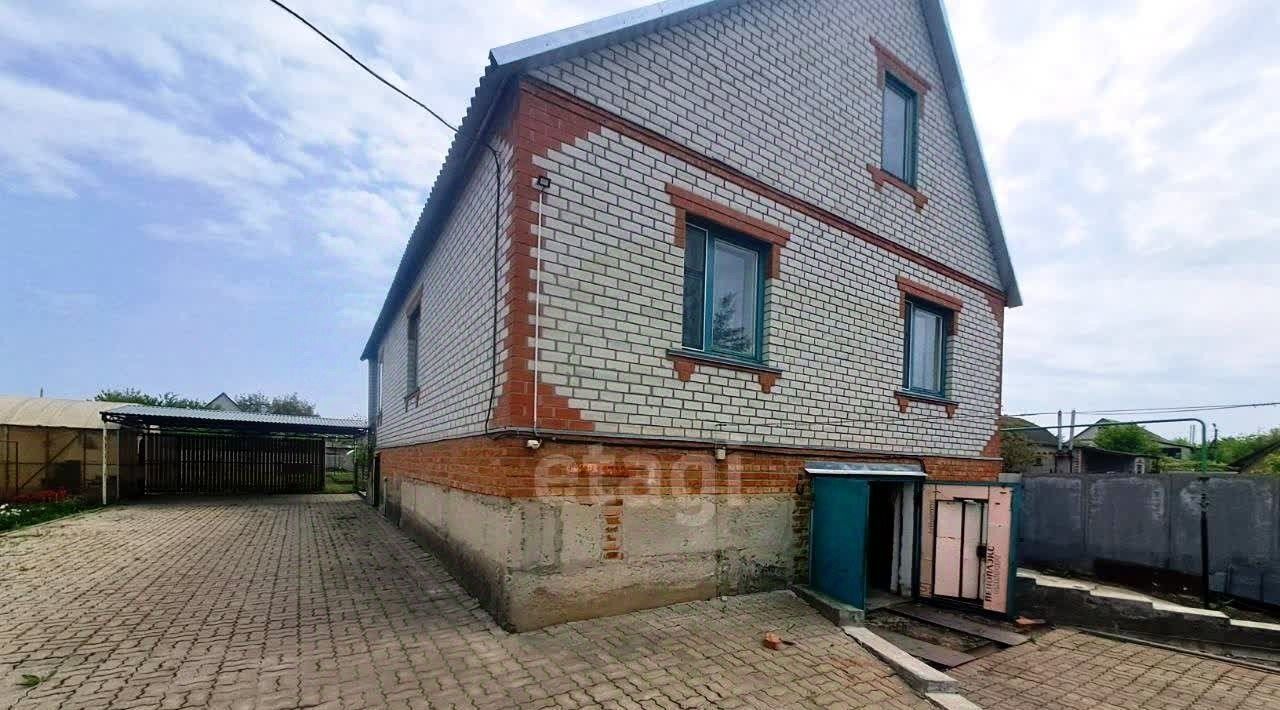 дом р-н Валуйский г Валуйки ул Красная 1 фото 3