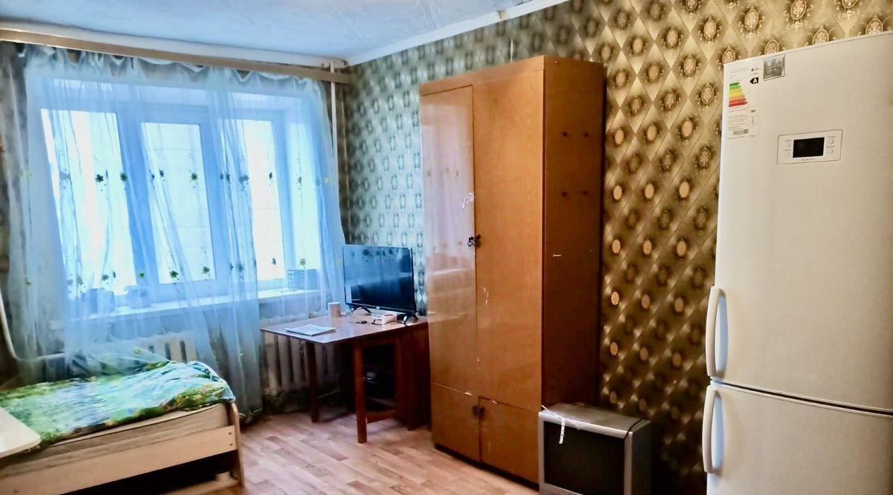 комната г Набережные Челны р-н Автозаводский б-р Цветочный 9/24б фото 1