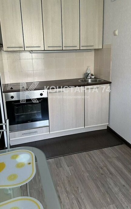 квартира г Челябинск р-н Центральный ул Советская 65 фото 1
