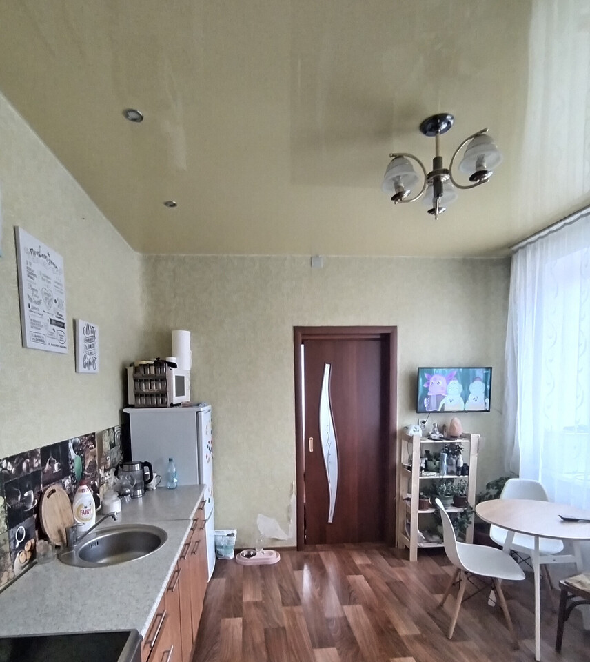 квартира г Осинники ул Кирова 4 Кузбасс, Верхний Кандалеп м-н фото 2