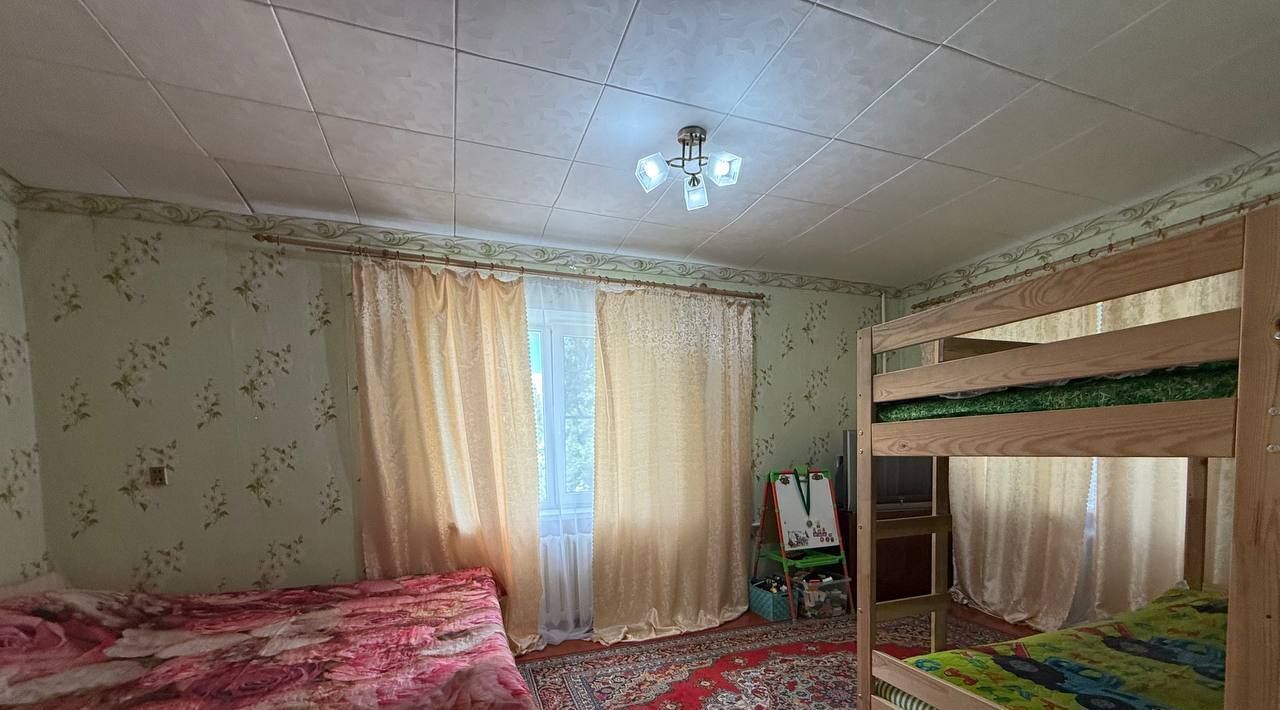 квартира г Гуково ул Красная Горка 84 фото 1