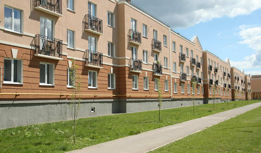 квартира г Калуга ул Братьев Луканиных 3 фото 1