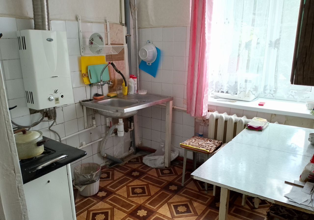квартира г Каменск-Шахтинский ул Освобождения 12 фото 3