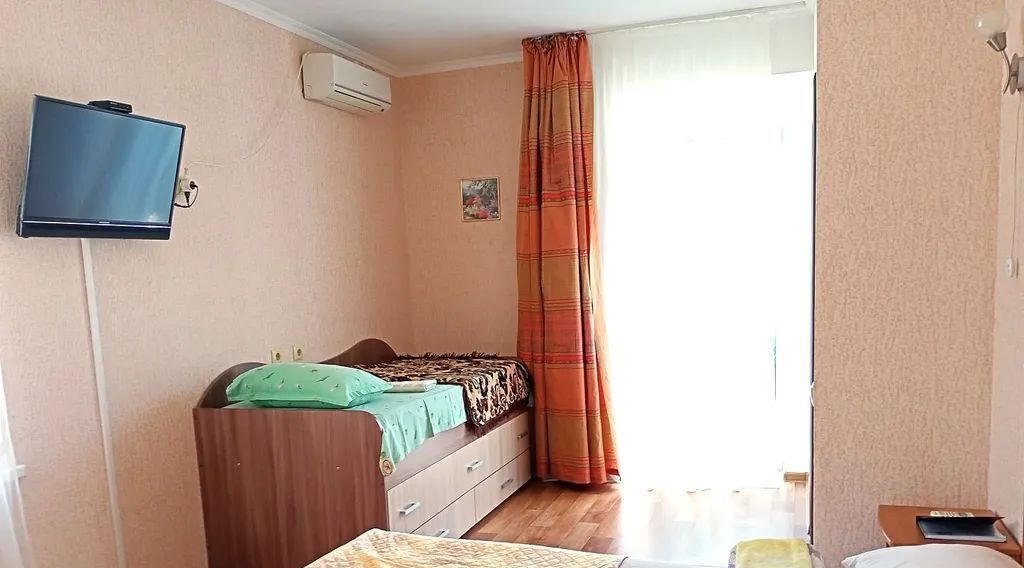 комната г Судак пгт Новый свет ул Шаляпина 16в фото 3