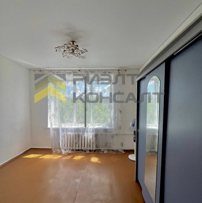 комната г Омск ая улица, 225А фото 2
