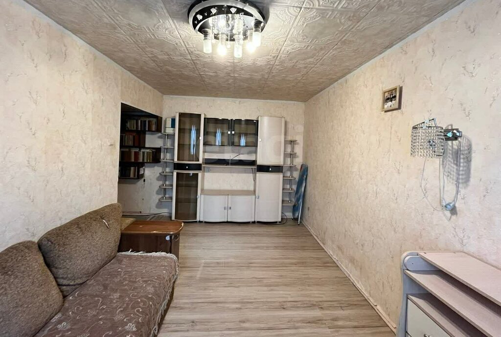 квартира р-н Киришский г Кириши ул Нефтехимиков 3 фото 1