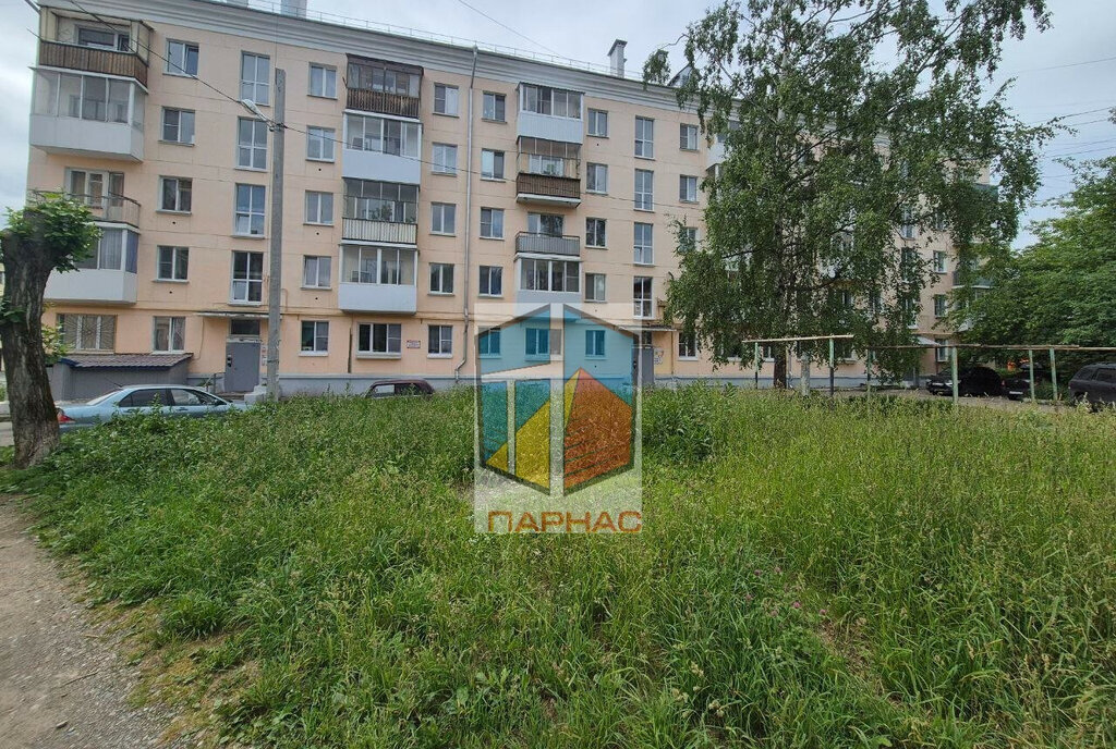 квартира г Краснотурьинск ул Базстроевская 22 фото 14
