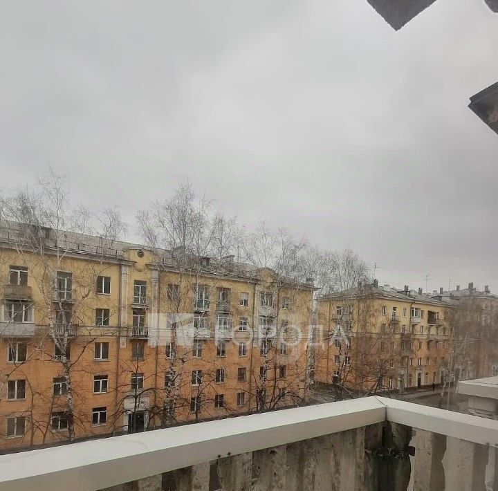 квартира г Новокузнецк р-н Куйбышевский ул Куйбышева 11 фото 7