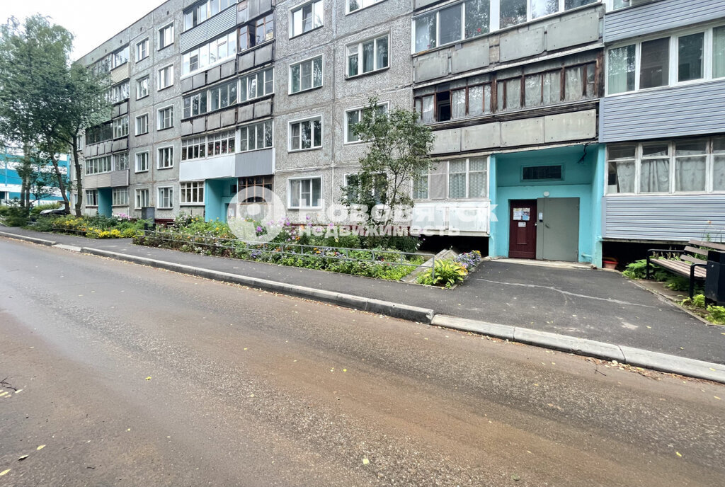 квартира г Киров мкр Радужный ул Индустриальная 6а фото 2