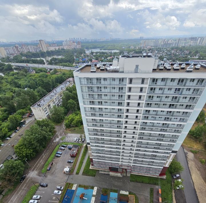 квартира г Пермь р-н Дзержинский ул Сергея Есенина 9ак/1 фото 8