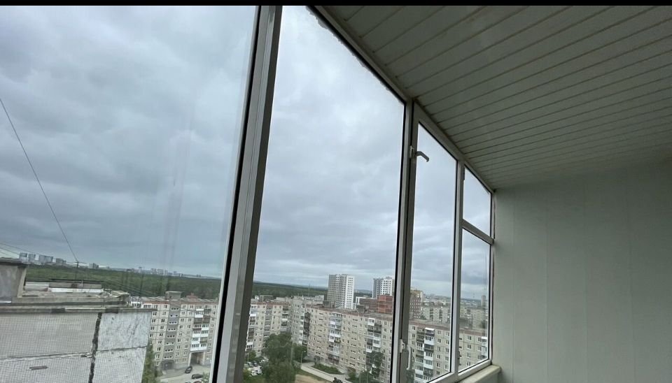 квартира г Пермь р-н Дзержинский ул Василия Каменского 10а фото 7