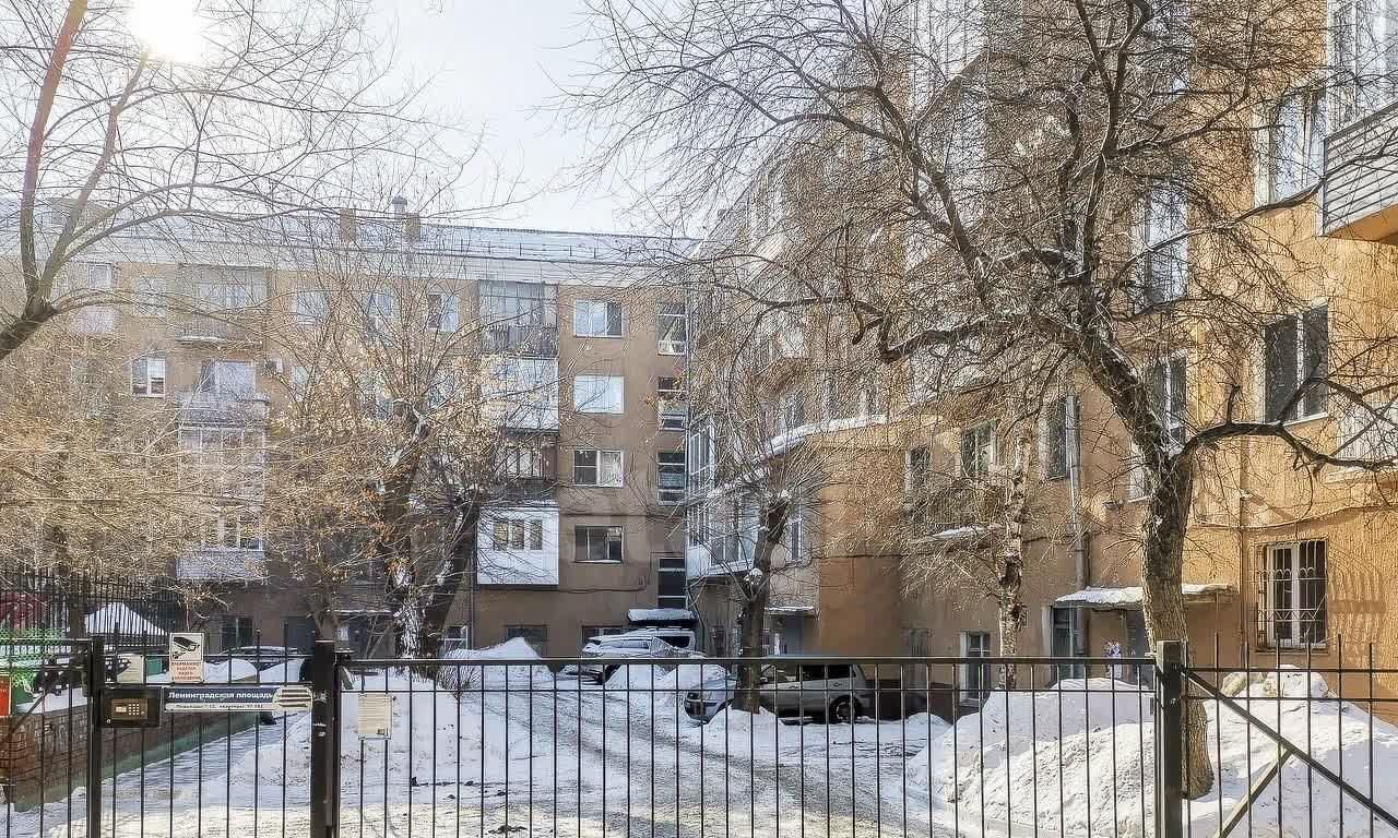 квартира г Омск ул Ленина 42 пл Ленинградская фото 14