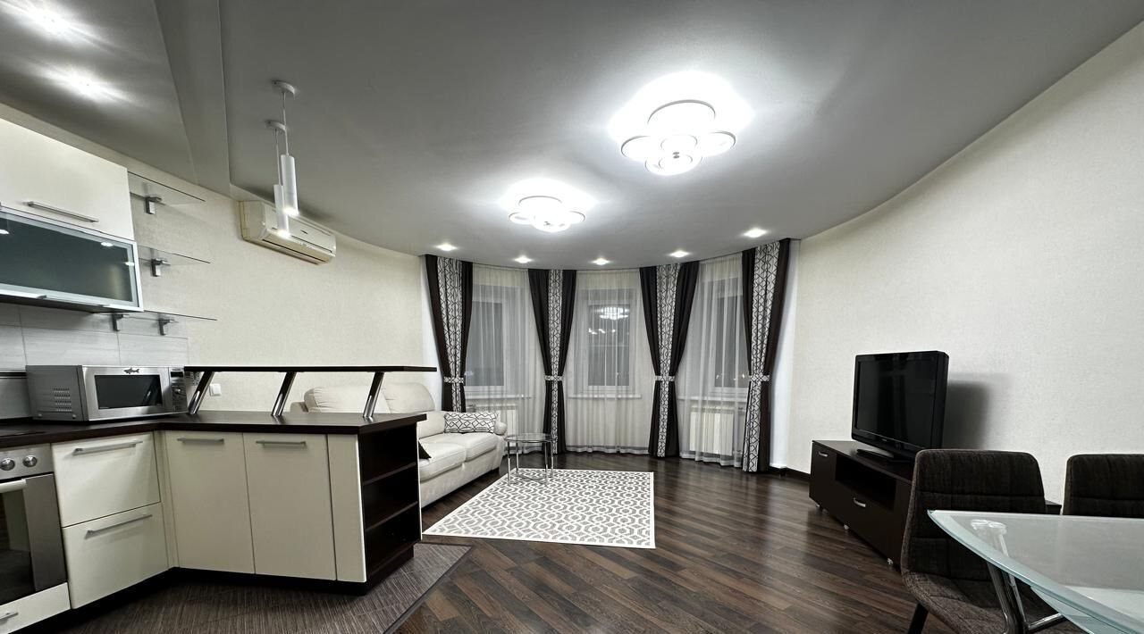 квартира г Тольятти р-н Автозаводский ул Фрунзе 6б фото 2