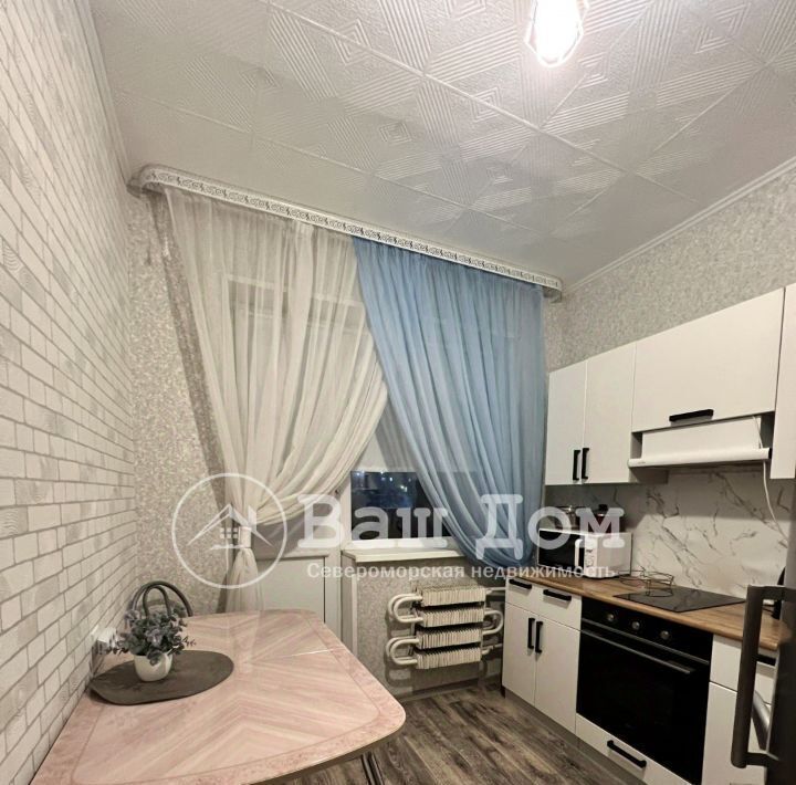 квартира г Североморск ул Адмирала Сизова 3 фото 1
