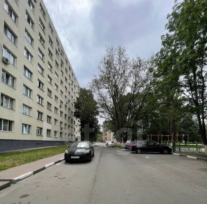 комната г Старый Оскол микрорайон Молодогвардеец 1 фото 12