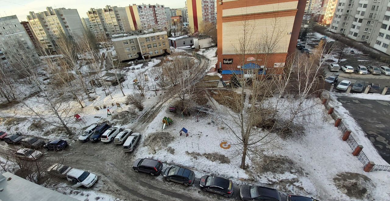 квартира г Барнаул р-н Индустриальный ул Балтийская 44 фото 27