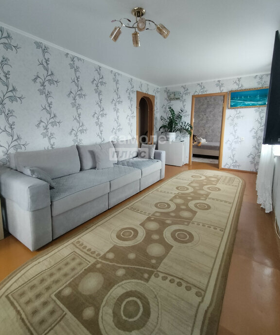 квартира г Октябрьский 35-й микрорайон 27 фото 2