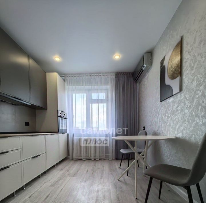квартира г Тольятти р-н Автозаводский ул Юбилейная 27 фото 9