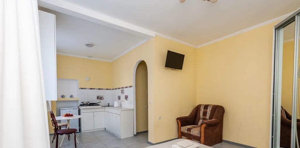 комната г Феодосия с Береговое ул Черноморская 56 фото 10