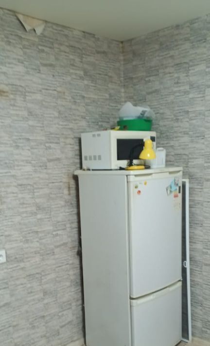 комната г Омск р-н Центральный ул 3-я Челюскинцев 99 пос. Амурский фото 14