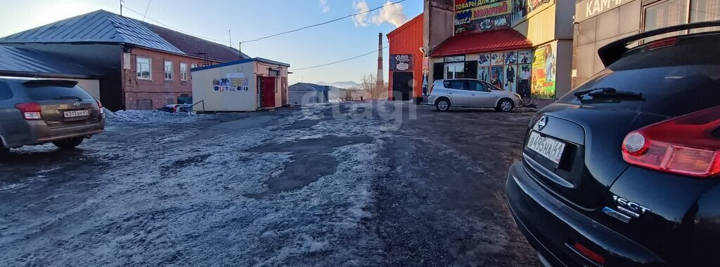 торговое помещение г Петропавловск-Камчатский ул Сахалинская 2 фото 4