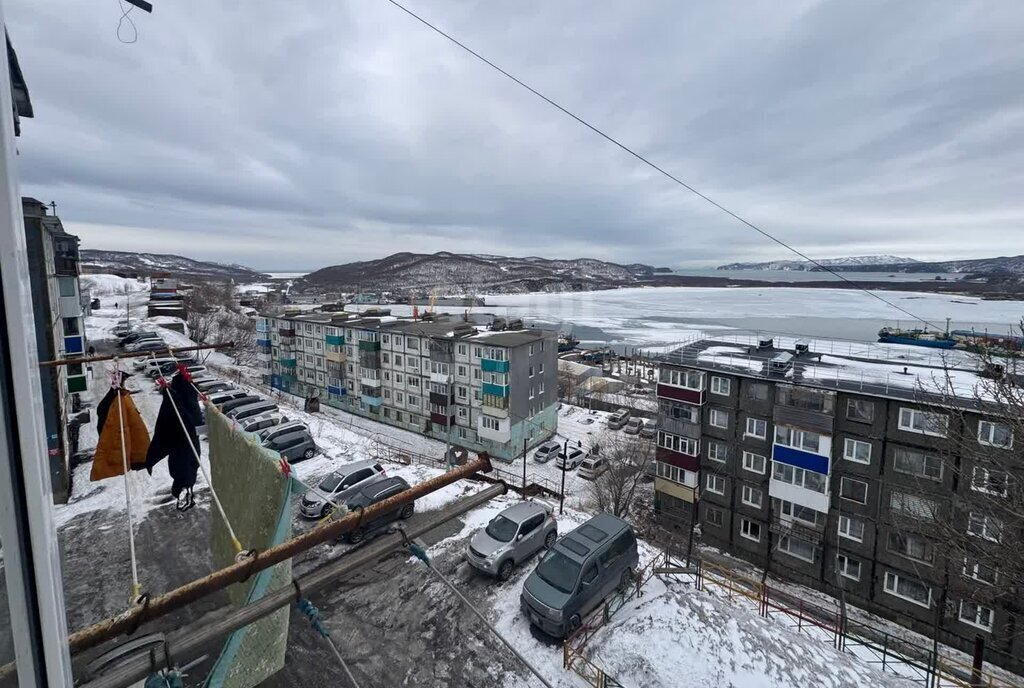 квартира г Петропавловск-Камчатский ул Труда 35 фото 3