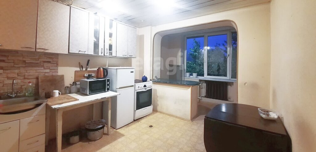 квартира г Петропавловск-Камчатский ул Тушканова 10/3 фото 2