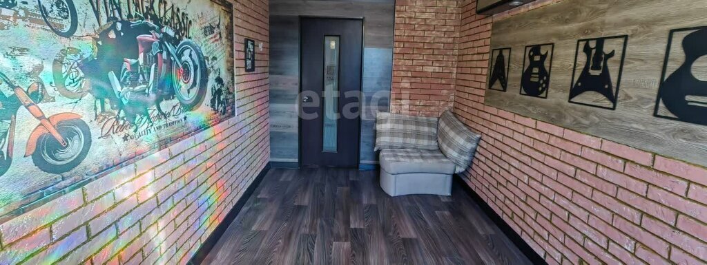 квартира г Петропавловск-Камчатский ул Автомобилистов 33 фото 8