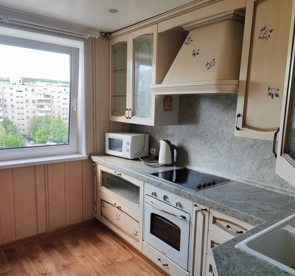 квартира г Мурманск р-н Первомайский пр-кт Кольский 140к/2 фото 1