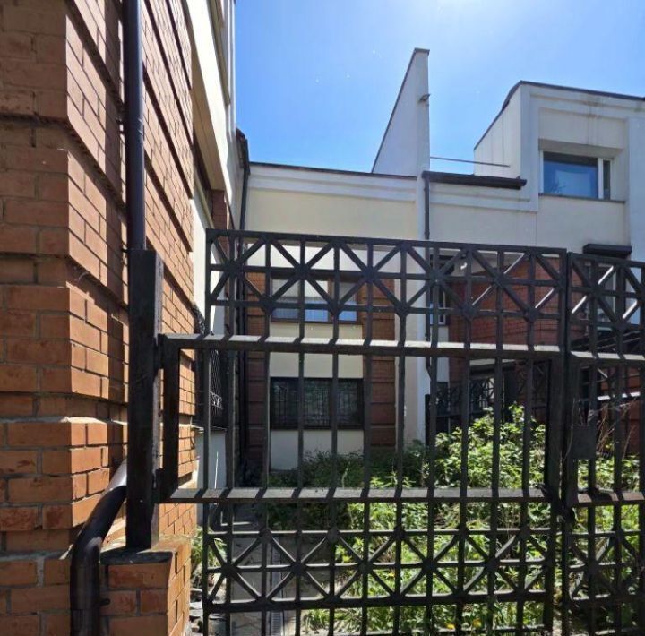 дом г Иркутск р-н Свердловский мкр Университетский 2а фото 21