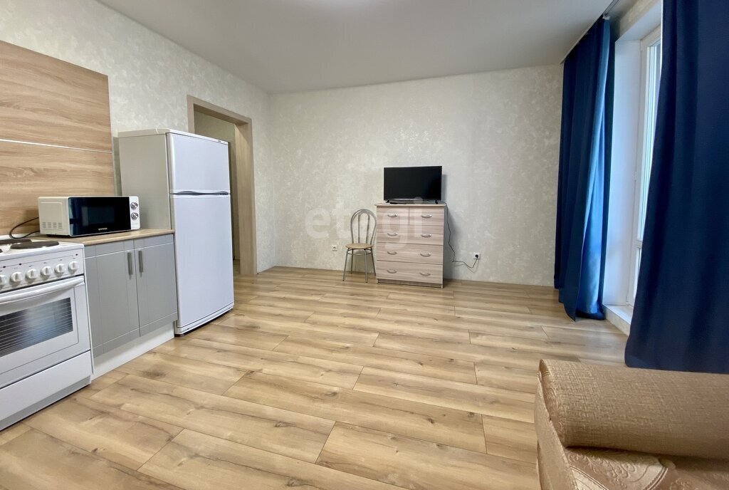 квартира г Тюмень ул Николая Никитина 2 фото 6
