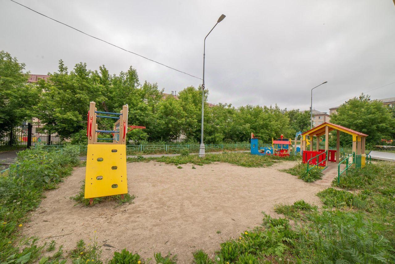 квартира г Екатеринбург пер Энергетиков 6 фото 17