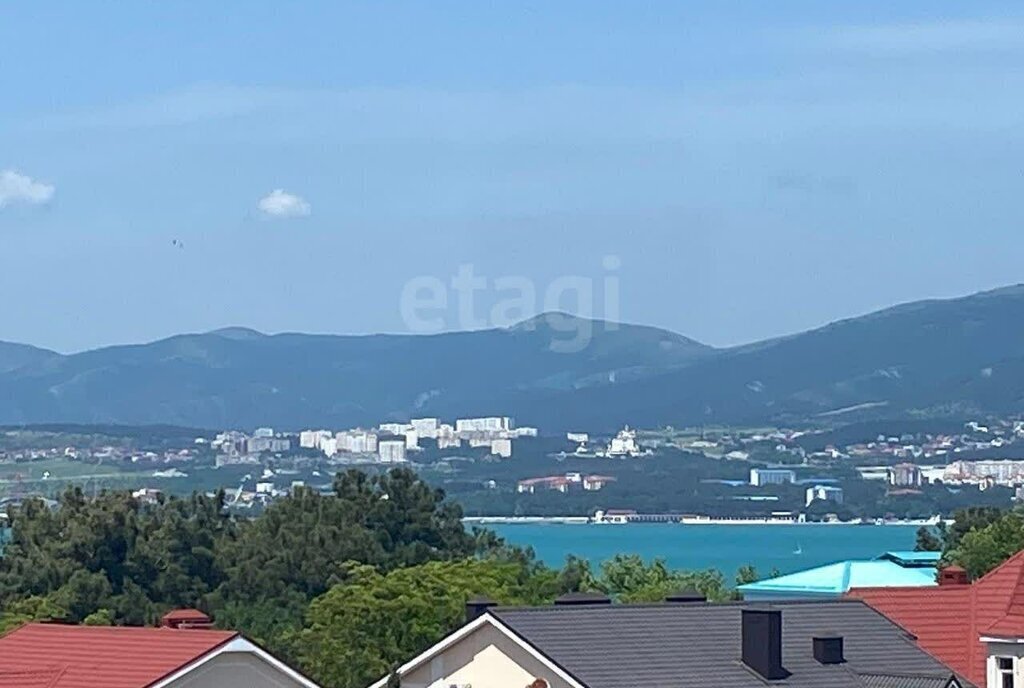 квартира г Геленджик ул Крымская 22к/23 фото 2