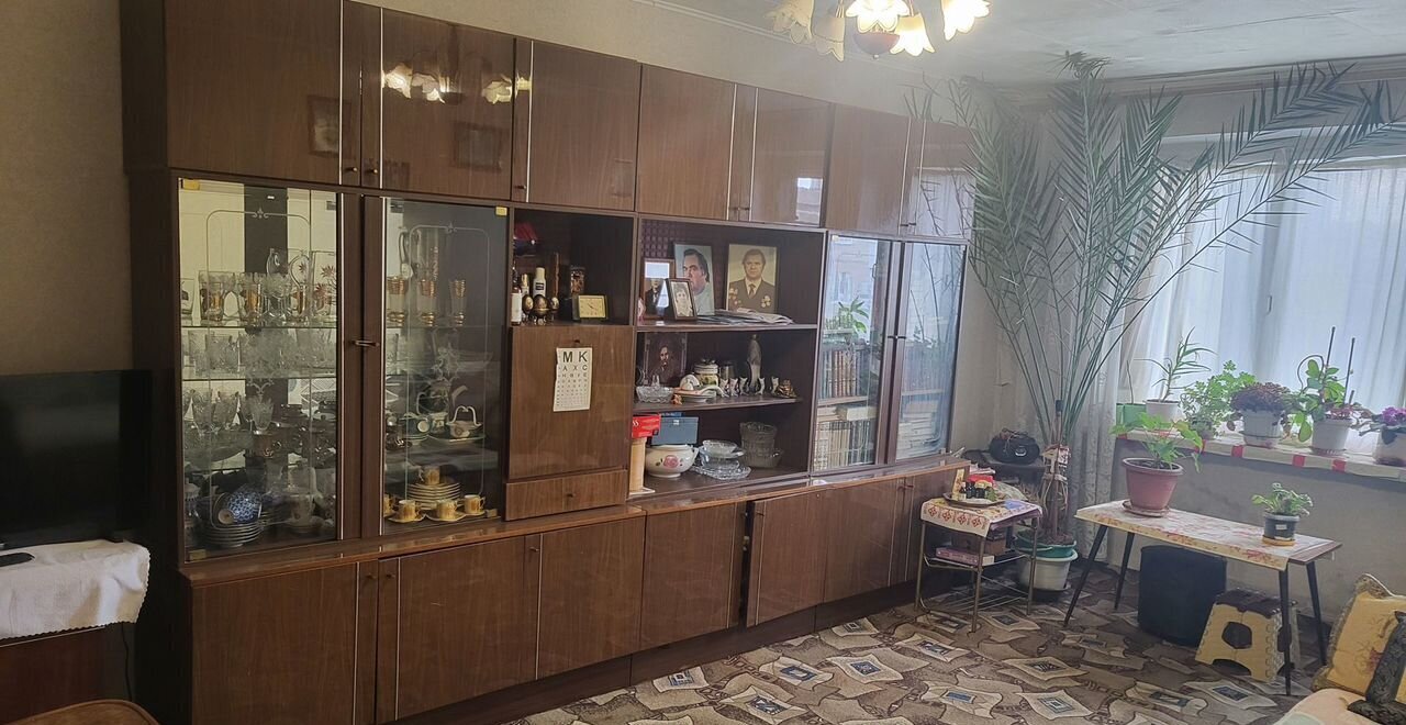 квартира г Саратов р-н Октябрьский ул им Симбирцева В.Н. 24/30 фото 5