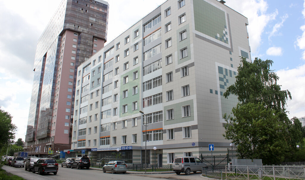 квартира г Новосибирск Маршала Покрышкина ул Демьяна Бедного 57 фото 3