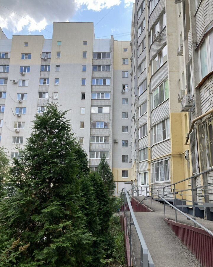 квартира г Саратов р-н Ленинский ул им Блинова Ф.А. 33 фото 3