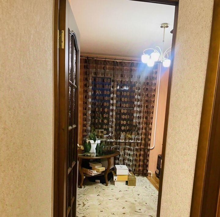 квартира г Великий Новгород ул Попова 10 фото 13