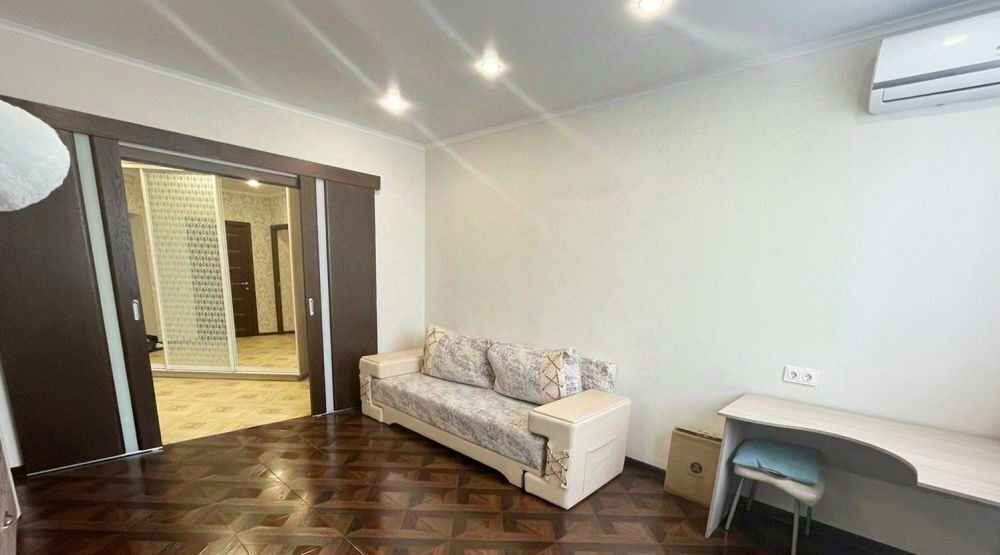 квартира г Оренбург р-н Ленинский ул Салмышская 43/5 фото 5