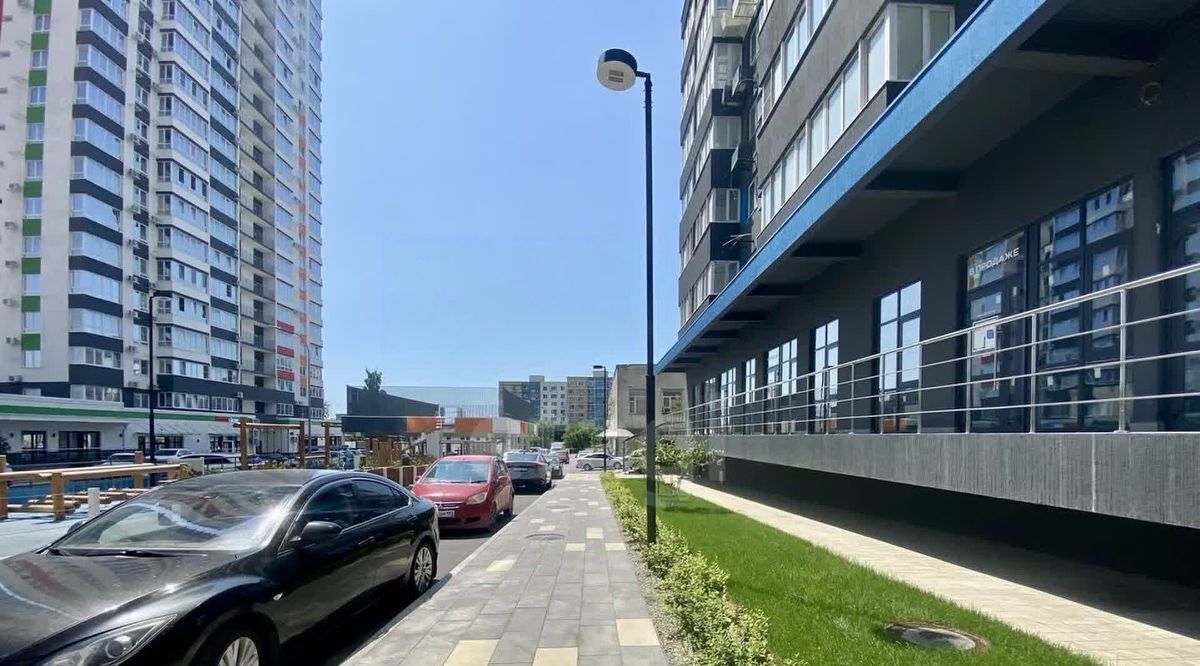 квартира г Новороссийск р-н Центральный ул Куникова 47г фото 20