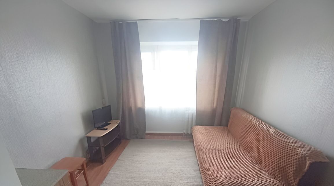 комната г Новокузнецк р-н Куйбышевский пр-кт Дружбы 5 фото 1