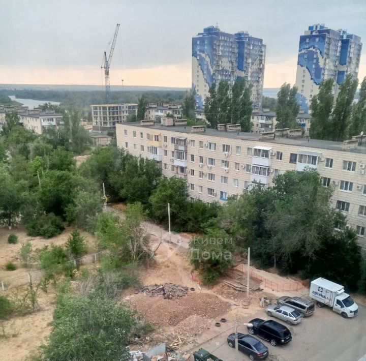 квартира г Волгоград р-н Красноармейский ул 50 лет Октября 17 фото 15