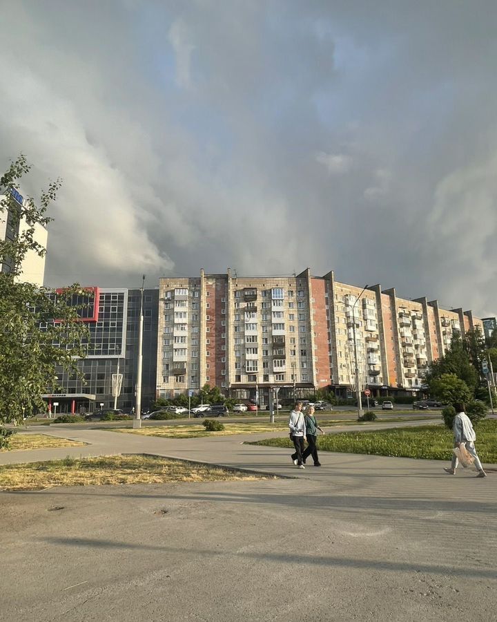 квартира г Пермь р-н Свердловский ул Революции 18 фото 31