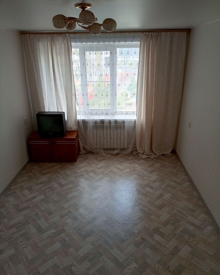 квартира г Астрахань р-н Кировский ул Бехтерева 19 фото 4