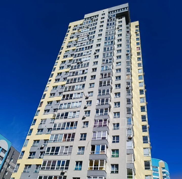 квартира г Барнаул р-н Индустриальный ул Взлетная 38 фото 1