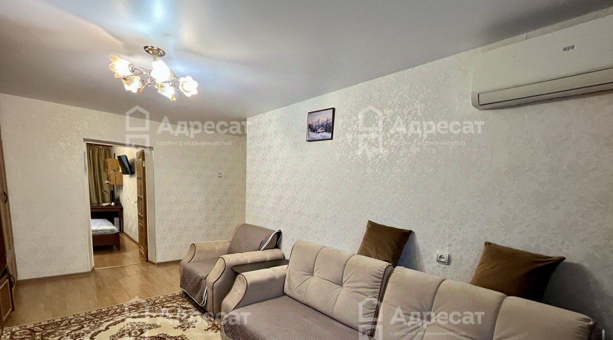 квартира г Волгоград р-н Кировский ул 64-й Армии 59 фото 2