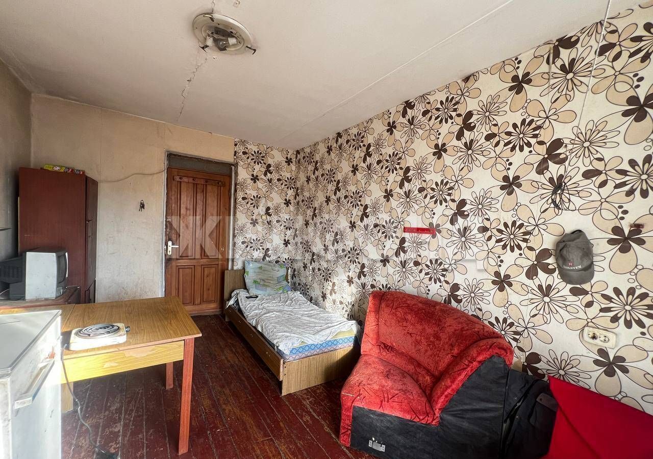 комната г Барнаул р-н Октябрьский ул П.С.Кулагина 25 фото 2