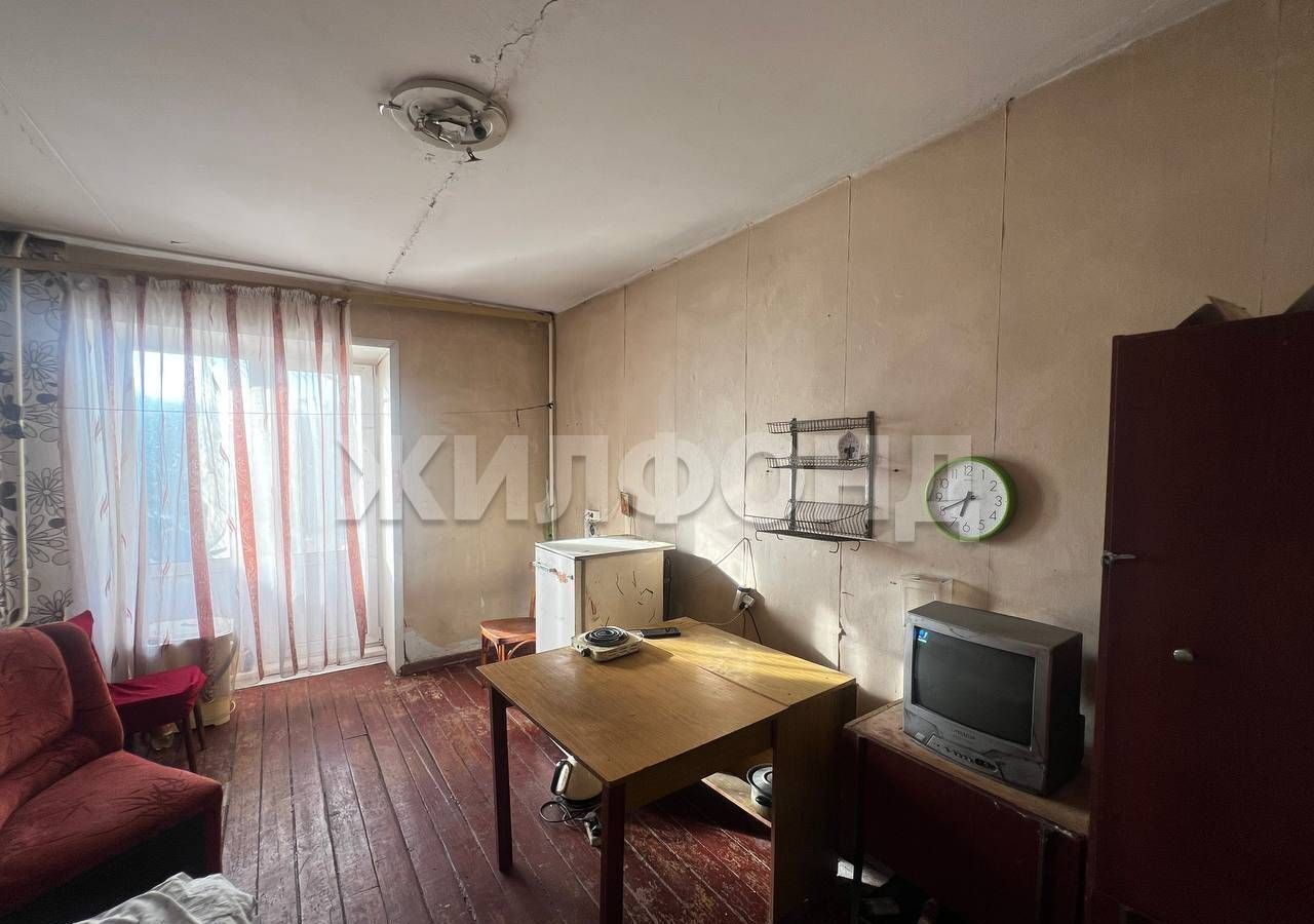 комната г Барнаул р-н Октябрьский ул П.С.Кулагина 25 фото 3